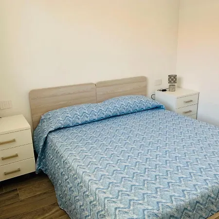 Apartment Con Terrazza, A Due Passi Dal Mare